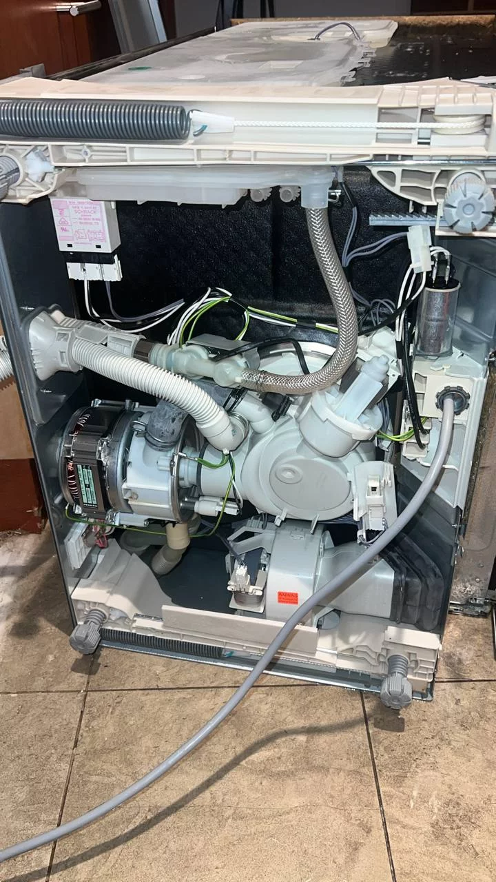 A collection of FixPulse service moments, highlighting repairs and customer satisfaction.